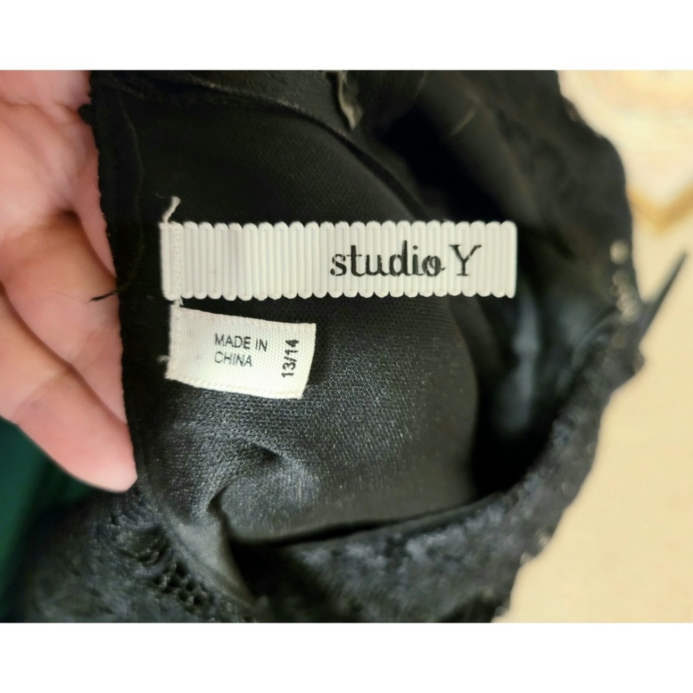 Studio Y Lace and Tulle Dress Size 13/14 - Picture 4 of 4